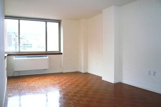 1st image of 300 E 29th St