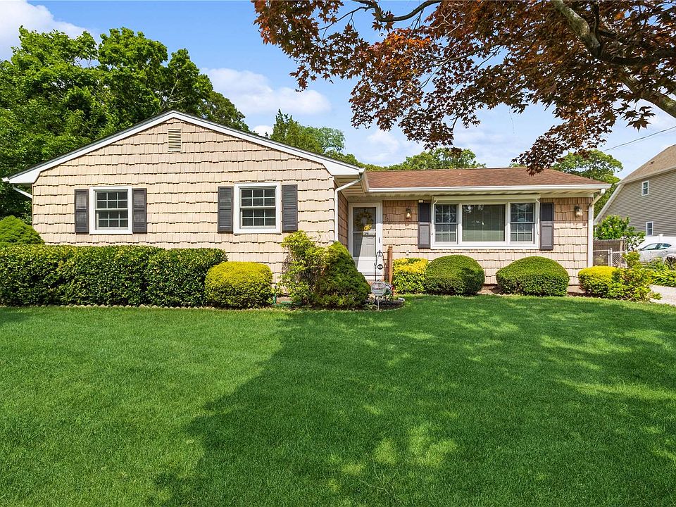 1065 Waverly Avenue, Holtsville, NY 11742 MLS 3492434 Zillow