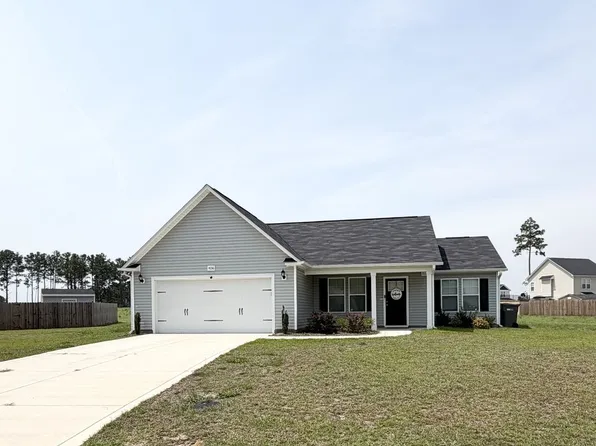 4036 Shire St, Hope Mills, NC 28348