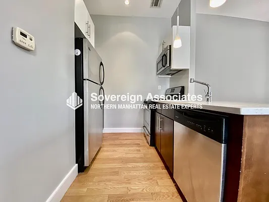 Rented by Sovereign Associates | media 27