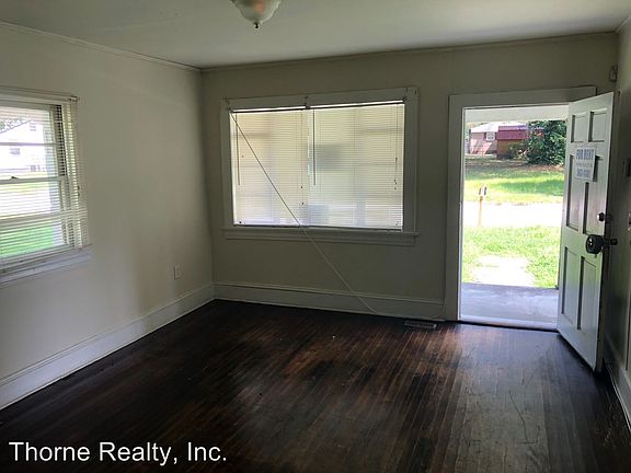 3rd image of 333 Cedar St