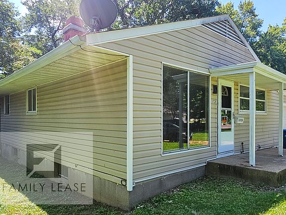 3rd image of 10728 Spring Garden Dr