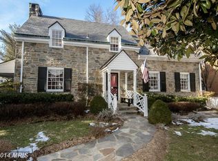 6118 Woodmont Rd, Alexandria, VA 22307