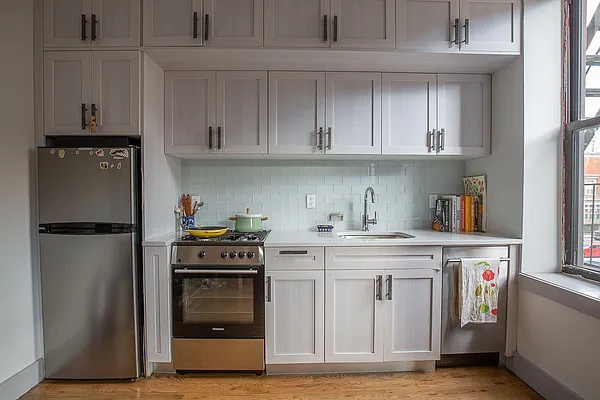 Rented by Compass | media 8