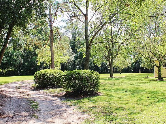 4th image of 1091 NE County Road 354