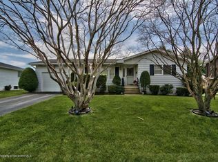 110 Apache Dr, Old Forge, PA 18518