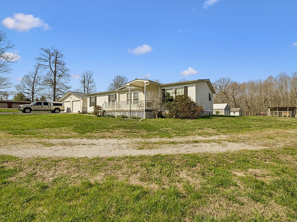 1st image of 555 Wesley Chapel Rd