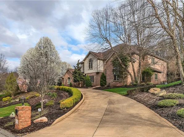 3466 Lake Ridge Dr, Murrysville, PA 15668