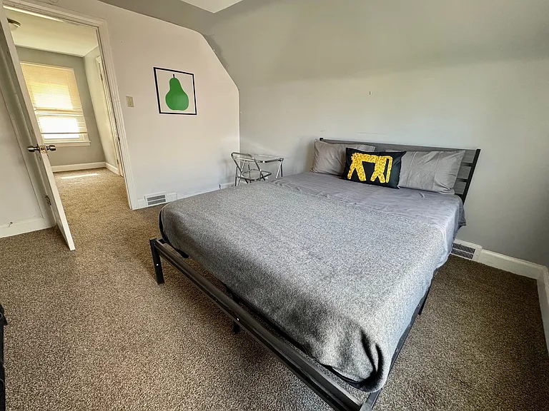 5284 Devonshire Rd #2 — Photo 3