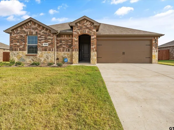 1006 Hidden Valley Dr, Chandler, TX 75758