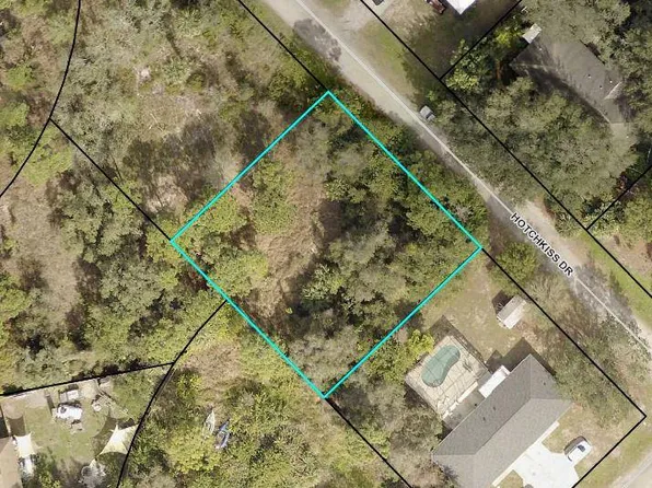 11193 Hotchkiss Dr, Sebastian, FL 32958