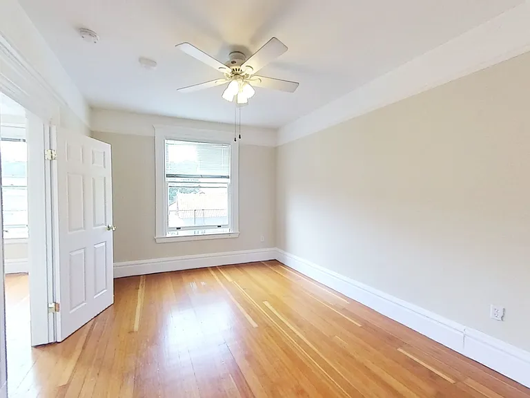 512 Frederick St #3 — Photo 4