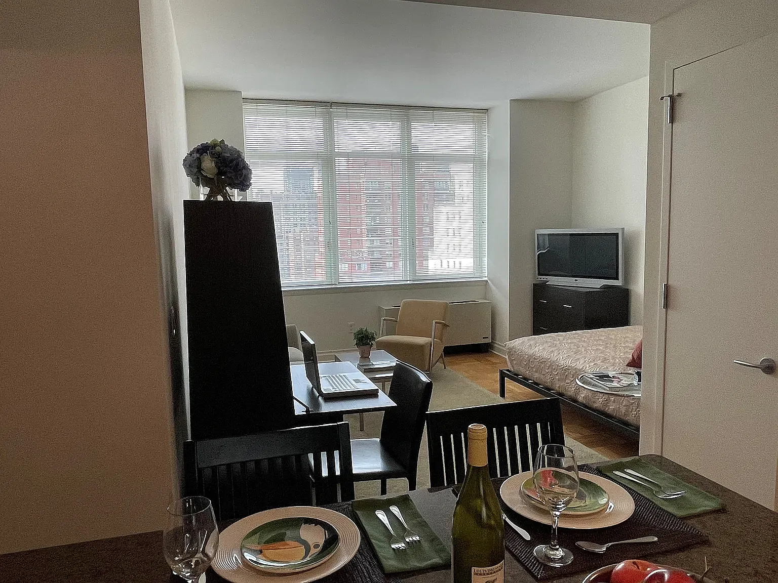 1510 Lexington Avenue — Photo 3
