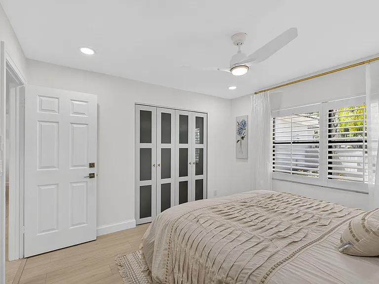 479 Prestwick Cir — Photo 38