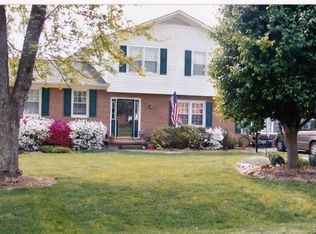 135 Mackey Farm Dr, Old Fort, NC 28762