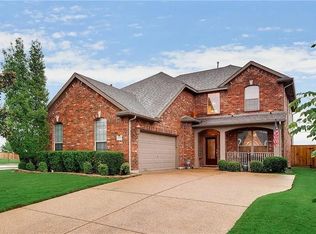 2703 Waterway Dr, Grand Prairie, TX 75054