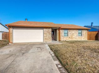 5633 Pearce St, The Colony, TX 75056