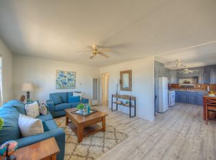 3646 Barcelona Rd SW, Albuquerque, NM 87105