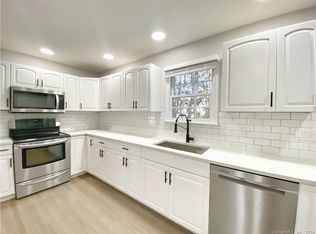52 Vitti St, New Canaan, CT 06840