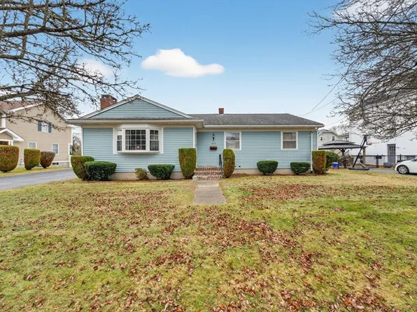 1026 Shelburne St, New Bedford, MA 02745