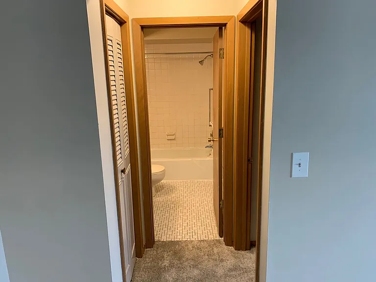 Indian Village Apartments — Photo 10