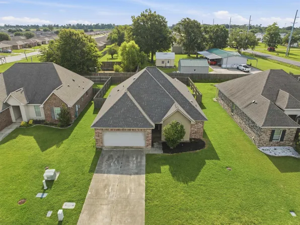 5483 Heberts Pass, Lake Charles, LA 70607