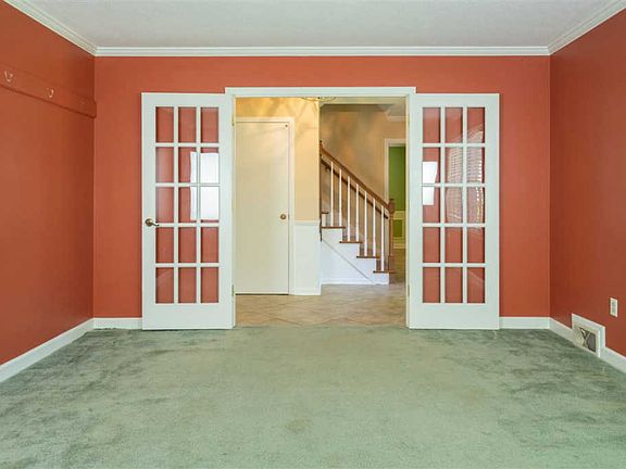 3rd image of 6541 Swarthmore Dr