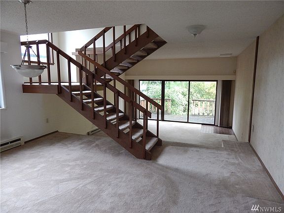 3rd image of 1500 Lake Park Dr SW APT 42