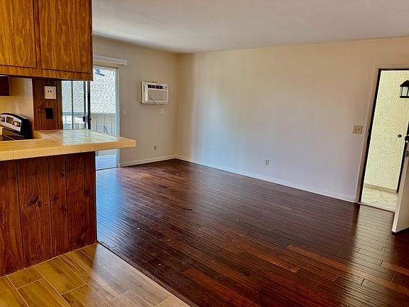 4th image of 3960 Hawk St APT 3