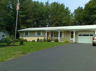 2 Birchwood Dr, Scottsville, NY 14546