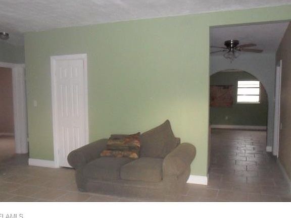 4th image of 1533 Gardenia Ave