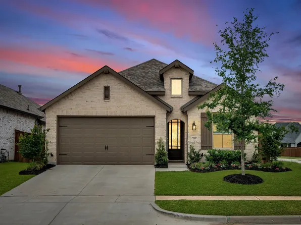 1900 Jumper Fields Dr, Aubrey, TX 76227