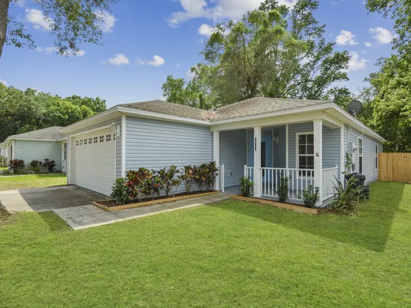 2432 Princeton Ave, Sanford, FL 32771