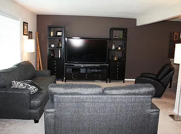 2nd image of 10065 Bluejacket Dr