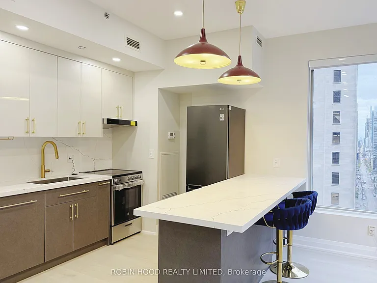 1 King St W #1703 — Photo 2