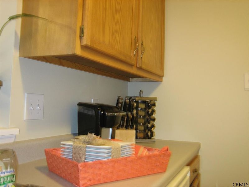 3rd image of 129 HARVARD Road