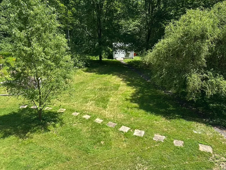11 Parsons Ln — Photo 3