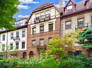 166 Burns St, Forest Hills Gardens, NY 11375