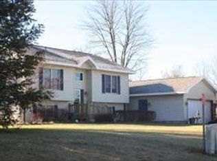 1718 Ashley Ln, Gaylord, MI 49735