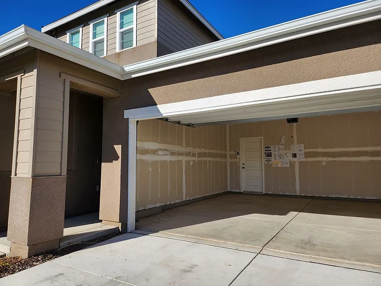 2455 Robledo Way — Photo 23