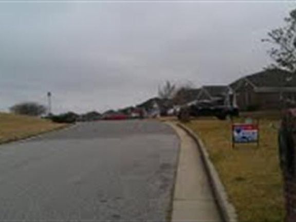 5th image of 5507 Chatham Woods Dr