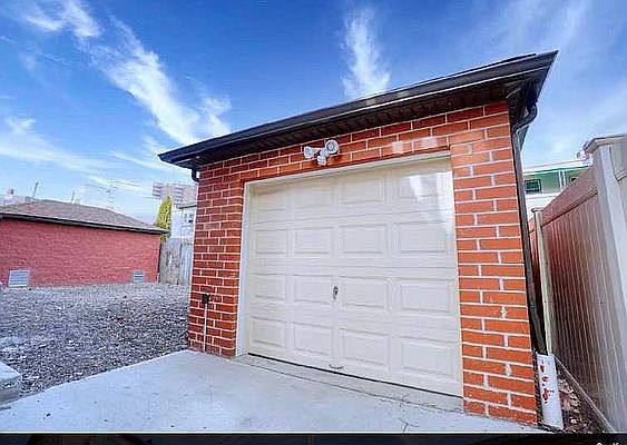 2nd image of 2543 W 17th St #1-3