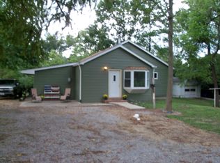 201 N Carter St, Carterville, IL 62918