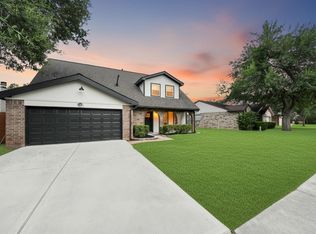 3234 Pebble Lake Dr, Sugar Land, TX 77479