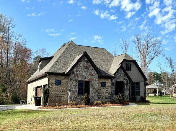 1021 McCollum Oaks Ln, Monroe, NC 28110