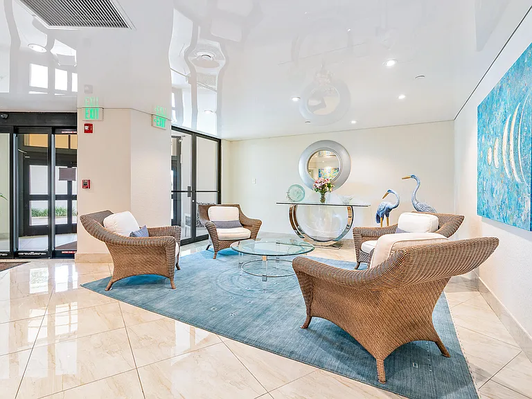 5420 N Ocean Dr #305 — Photo 17