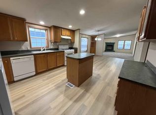 2120 Buckingham Ln, Mounds View, MN 55112