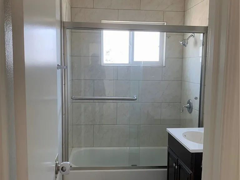 155 N Vecino Dr #159 — Photo 5