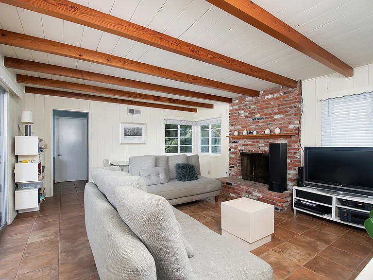 1375 Muirlands Vista Way — Photo 11