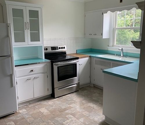 4th image of 816 Kingsland Ln Floor 1